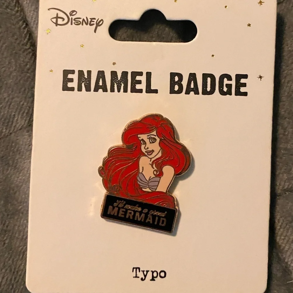 Disney little mermaid enamel pin
